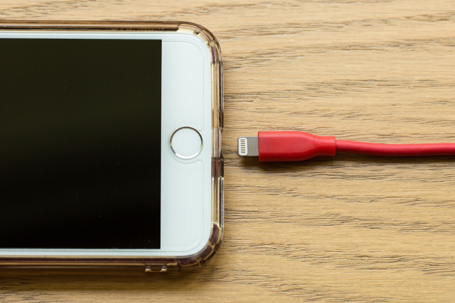 Jak działa bateria iPhone i jakie są najczęstsze problemy z nią związane?